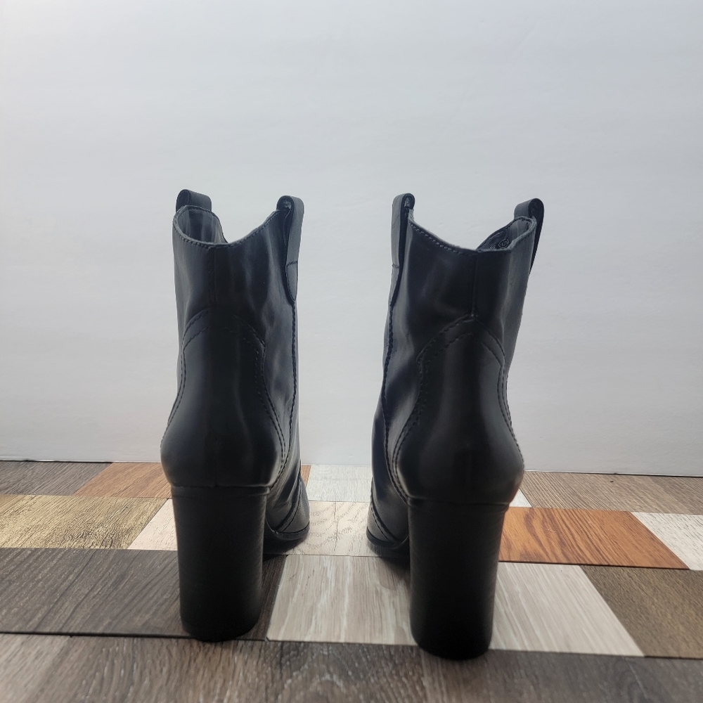 Women Size 6.5M Black Ankle Boots Western 3.25" H, NIB Comfort Casual Everyday - Picture 3 of 4